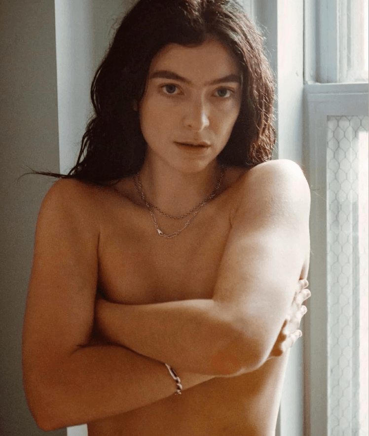 Lorde’s Acne Journey: The One Change That Finally Worked